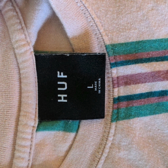 HUF T-shirt - Picture 3 of 3